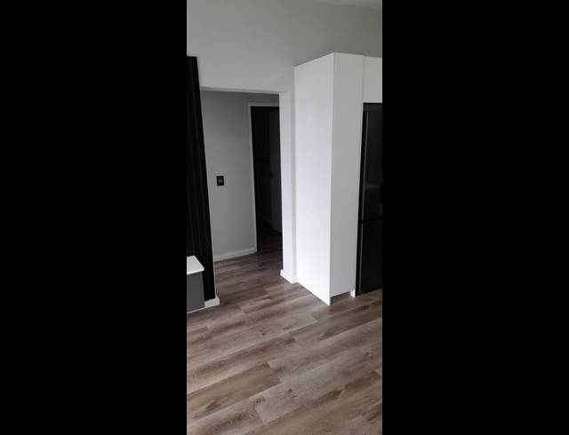 2 BEDROOM PROPERTY TO RENT IN BLOUBERG BEACHFRONT